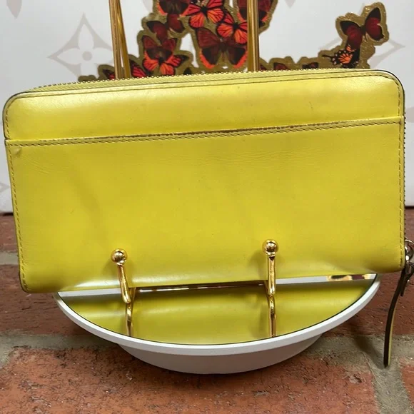 Kate Spade Wallet in Lemon Yellow - Picture 6 of 12
